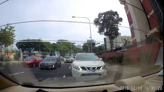 Singapore tailgating idiot white Nissan SLN7909S