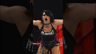 Rhea Ripley knocks the wind out of Natalya 😮‍💨