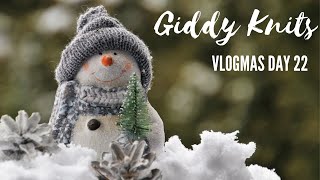 Giddy Knits - Vlogmas Day 22 - Christmas Shopping