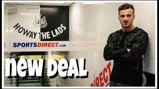 Jamie Sterry signs a contract extension at Newcastle