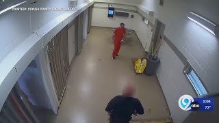 Man who attacked jail deputy will spend more time behind bars