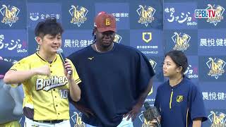 05/07 富邦 VS 中信 賽後，主投七局無失分的德保拉獲得單場MVP