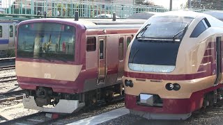 勝田車両センターにてＥ５３１系「赤電ラッピング」＆Ｅ６５３系「国鉄色」の並び