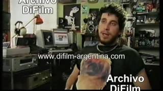 DiFilm - Publicidad Arnet Internet - Rudi Guitarrista Aéreo (2004)