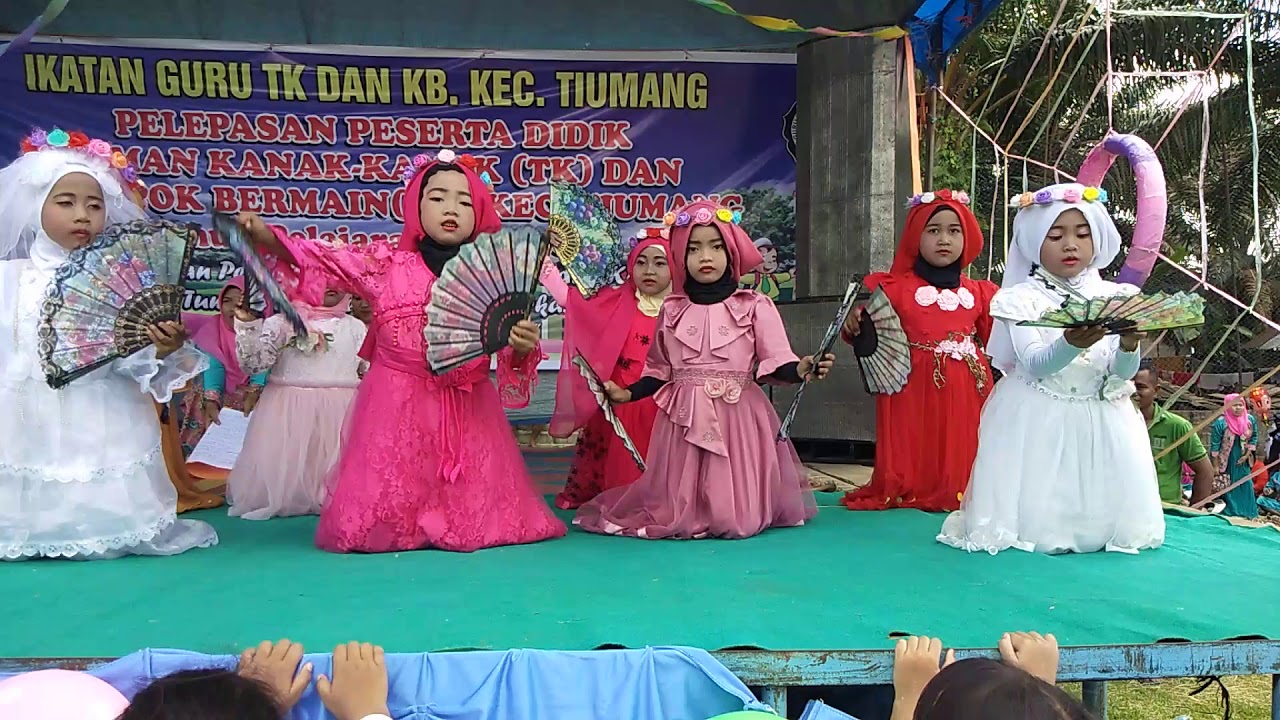 в љ Saat Bernyanyi Dan Menari Bersama Adik Kita Dapat Sebutkan 5 Wanjay