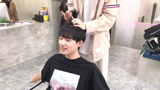 周柯宇 BEST男团理发店花絮 Zhou Keyu Barber shop tidbits