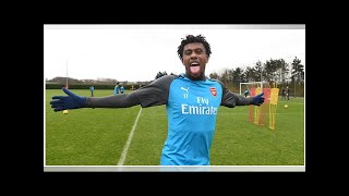 Arsenal fans react as Unai Emery issues Alex Iwobi contract update