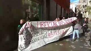 Prostitutas indignadas protestan contra Manuel Valls en Barcelona