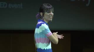 "Ser rara es bastante normal" | Chica Sobresalto Maialen Gurbindo | TEDxCadizUniversity