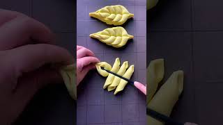 一张面皮秒变树叶馒头Creative Steamed Leaf Shaped Buns #面食 #馒头#buns #howto #shorts