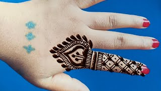 Back hand stylish mehndi design