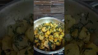 Aloo mulli ki sabji #food आलू मूली की सब्जी ।😋