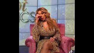 stan twitter: Wendy Williams crying while using q-tip