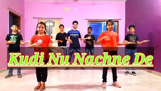 Kudi nu nachne de | Angrezi medium | Dance cover | Irfan khan | Class choregraphy .