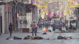 TURKEY:POLICE FIRE TEAR GAS IN PROTESTS