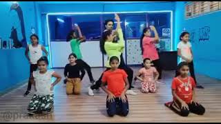 Robert Kannada Movie Cover Song | Baby Dance Floor Ready | Roberrt | Darshan | Arjun Janya