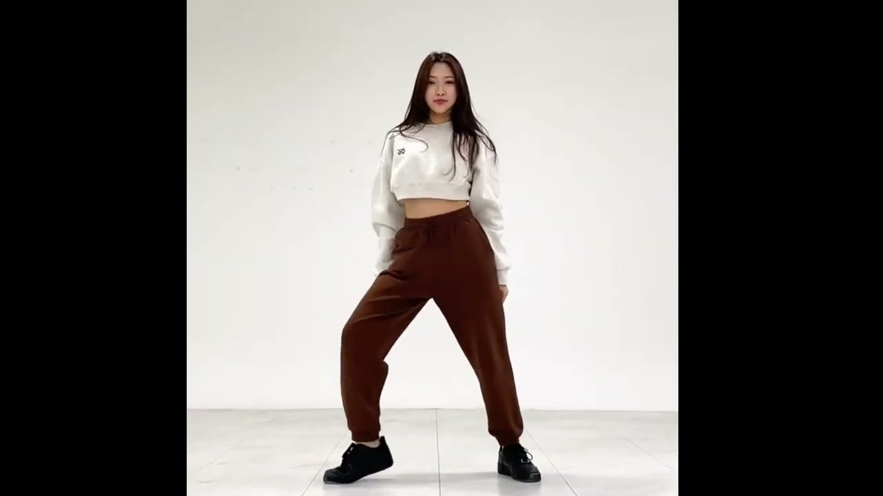 XG - MAYA 'Tippy Toes' Dance Practice Mirrored - YouTube