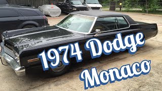 1974 Dodge Monaco 2-Door Hardtop and Trailer stuff