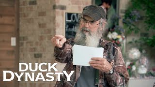 Duck Dynasty: Si Helps Kay and Korie Shop for John Luke's Engagement Gifts