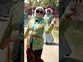 kebaya hijau muda menghipnotis penonton peserta karnaval desa ngudirejo diwek Jombang