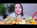 МУКБАНГ жизнь с абьюзером 10 000 ККАЛ ЗАПЕЧЕННЫЙ СЕТ РОЛЛОВ и мидии mukbang sushi asmr