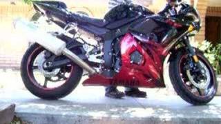 2003 Yamaha R6 with stock exhaust