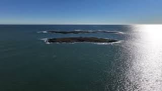 Peaceful flight in 4K HD over Saco Bay to Bluff and Stratton Island