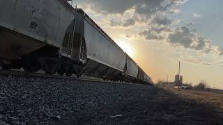 CSX 81 with a friendly crew hits the horn