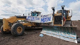 US federal government halts Dakota oil pipeline