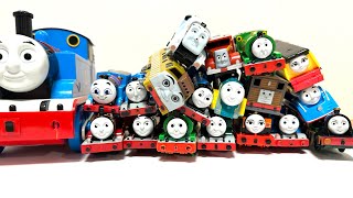 きかんしゃトーマスとなかまたちが東京整備工場に大集合☆  Thomas and Friends Gather at Tokyo Maintenance Plant☆