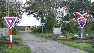 Spoorwegovergang Vemb (DK) // Railroad crossing // Jernbaneoverskæring