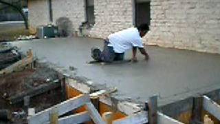 Awesome Contracting How to pour Caoncrete Slab 6