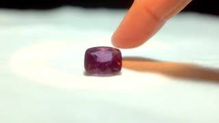 Singapore Island Jewellery Store: 9.5ct Color Change Garnet, Pyrope Spessartine