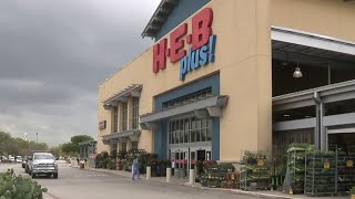 H-E-B to install sneeze guards at registers to protect staff