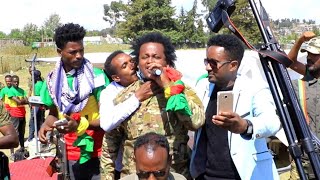 አርቲስት ዱባለ መላክ በደሴ የፋኖ ምርቃት ላይ ያቀረበው ሙዚቃ dubale melak new Ethiopian music 2022