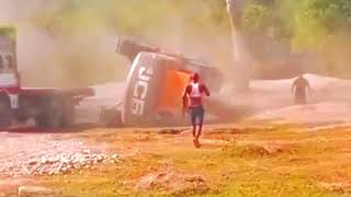 excavator accident  ll कस्को गल्ती होला यो l Whose fault is this?