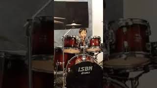 雙胞胎鵬茗學打鼓超厲害 | The twins Pengming learn to play drums very well