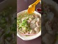 马来西亚必吃的美食之【猪肉粉】还有混合内脏的版本，猪肝和粉肠～ 你们吃过吗？ yummyfood 美食 malaysiafoodandtravel malaysianfood