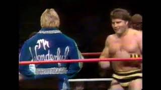 Paul Orndorff Killer Bees vs. Hart Foundation Barry O. - 10/1/1985 - WWF