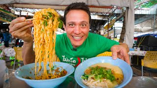 Asian Street Food - EGG NOODLES + SAMOSAS! | Friday Morning Market in Chiang Mai, Thailand!