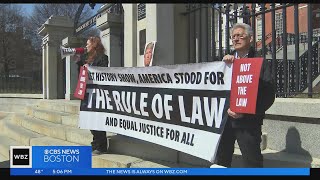 Protestors gather at Statehouse in support of Trump's indictment