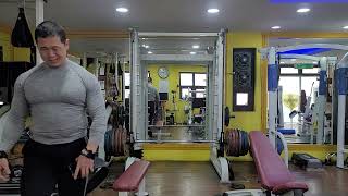 공덕동헬스 3월2일  260kg 데드리프트 , 100kg 벤치40회 ,  3월 운동 합니다. 주4회이상 뭐든 200kg이상 들어주면 깔짝이어도 몸 좋아집니다. 덤으로 허세도 ^^