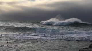 Mega Swell hits Dee Why Point