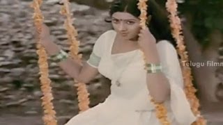 Sirimalle Puvva Song - Sridevi's Padaharella Vayasu Movie Songs - Mohan Babu, Chandra Mohan