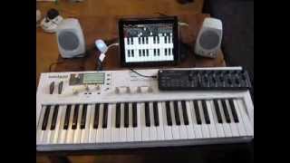 Playing Ipad Galileo Hammond Organ with Drawbars