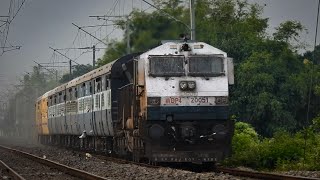 ORIGINAL CABBED WDP4 LEADING 55751 NJP - HDB PASSENGER TOWARDS AMBARI FALAKATA | RF RAJ ROY |