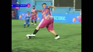 Little people vs Big People Soccer futbol
