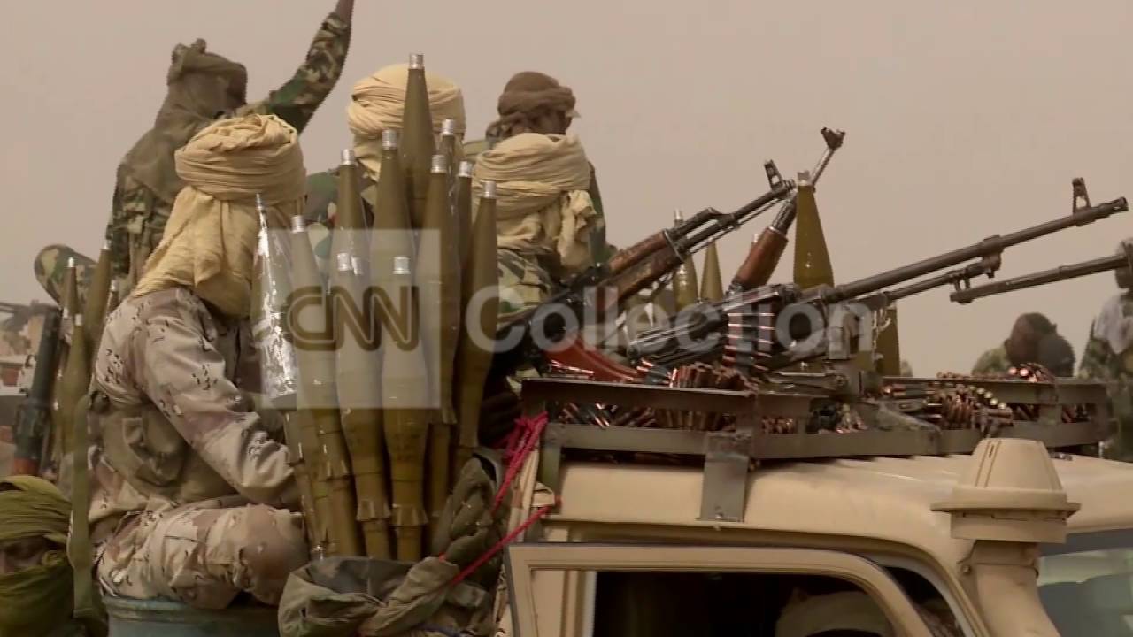 NIGERIA: CHADIAN TROOPS HUNTING BOKO HARAM B-ROLL - YouTube