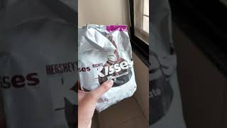 Hershey's Kisses Milk Chocolate (Silver) #shorts