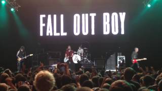 FALL OUT BOY "THNKS FR TH MMRS" LIVE 12/12/14 @ LIVE 105 NOT SO SILENT NIGHT DAY 1 HD